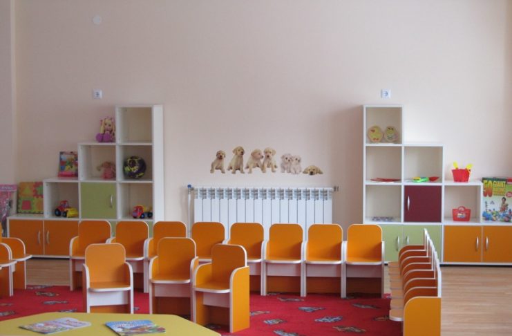 детска градина, училище деца