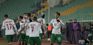 Селекционерът на българския национален отбор Петър Хубчев обяви имената на "легионерите", на които ще разчита за последните две световни квалификации срещу
