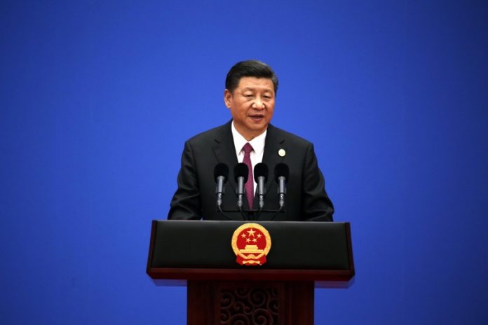 на снимката китайският президент Си ДзинпинKитайският президент Си Дзинпин си