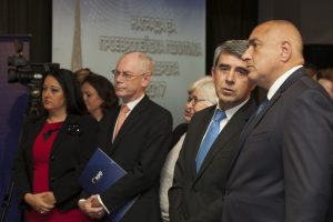 на снимката: министър-председателят Бойко Борисов и президентът на България (2012-2017) Росен Плевнелиев