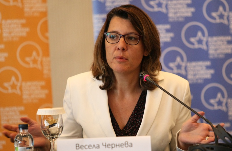 СподелиВесела Чернева е зам директор на Европейския съвет за външна политика