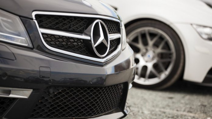 Германският автомобилен концерн Daimler обяви, че ще изтегли 3 милиона дизелови автомобила в Европа. Причината е, че компанията иска да намали вредните емис