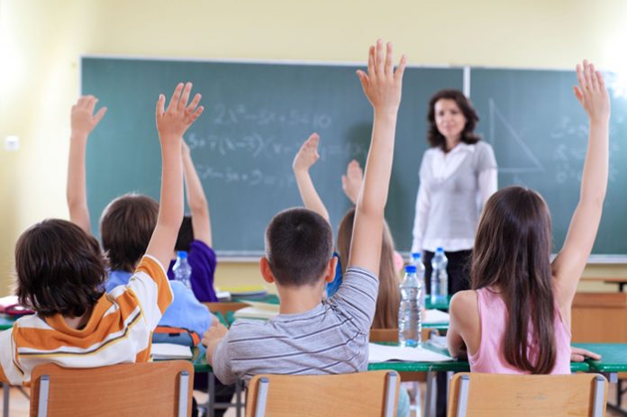 Повишаваното на учителските заплати беше заложено като един от приоритетите в програмата на кабинета „Борисов 3”.