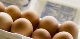 Звеното "Фискален контрол" в НАП пресече опит за реализиране на територията на България на 21 тона течен яйчен жълтък без сертификат, съобщиха от агенцията.