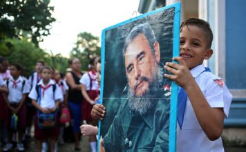 Куба отбелязва 100 години от рождението на Фидел Кастро в разгара на тежка криза Фидел Кастро