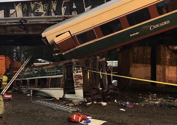 Влакова катастрофа във Вашингтон