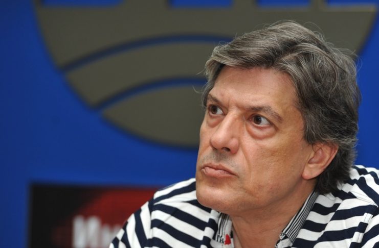 карантина политика