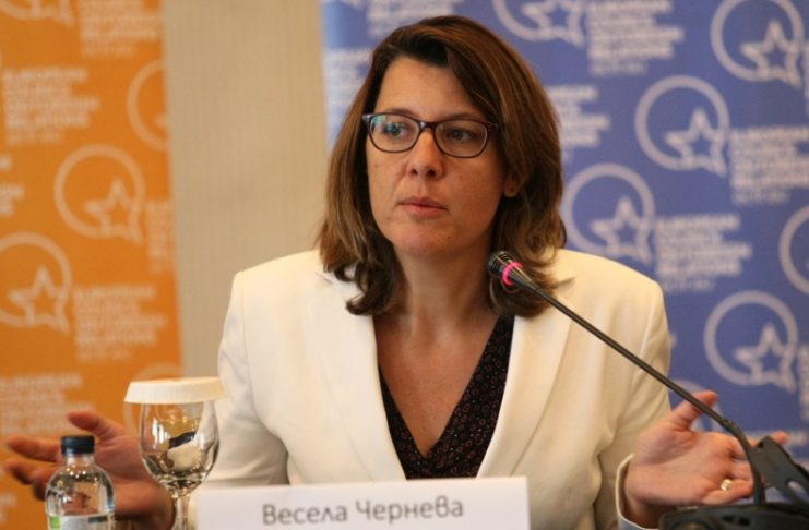 Весела Чернева