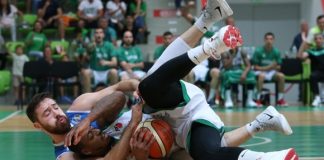Левски Лукойл победи Балкан в Ботевград с 86:85 в мач номер 4 от финала на Националната баскетболна лига при мъжете. Така