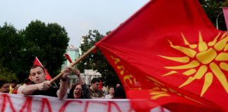 Гърция, Македония, спор за името