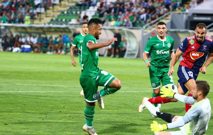 Лудогорец не успя да победи на своя стадион унгарския МОЛ Види в мач от втория квалификационен кръг на Шампонската лига. Срещата завърши