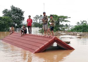 наводнение, Лаос