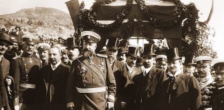 Tzar_Ferdinand_at_proclamation_of_Bulgarian-independence