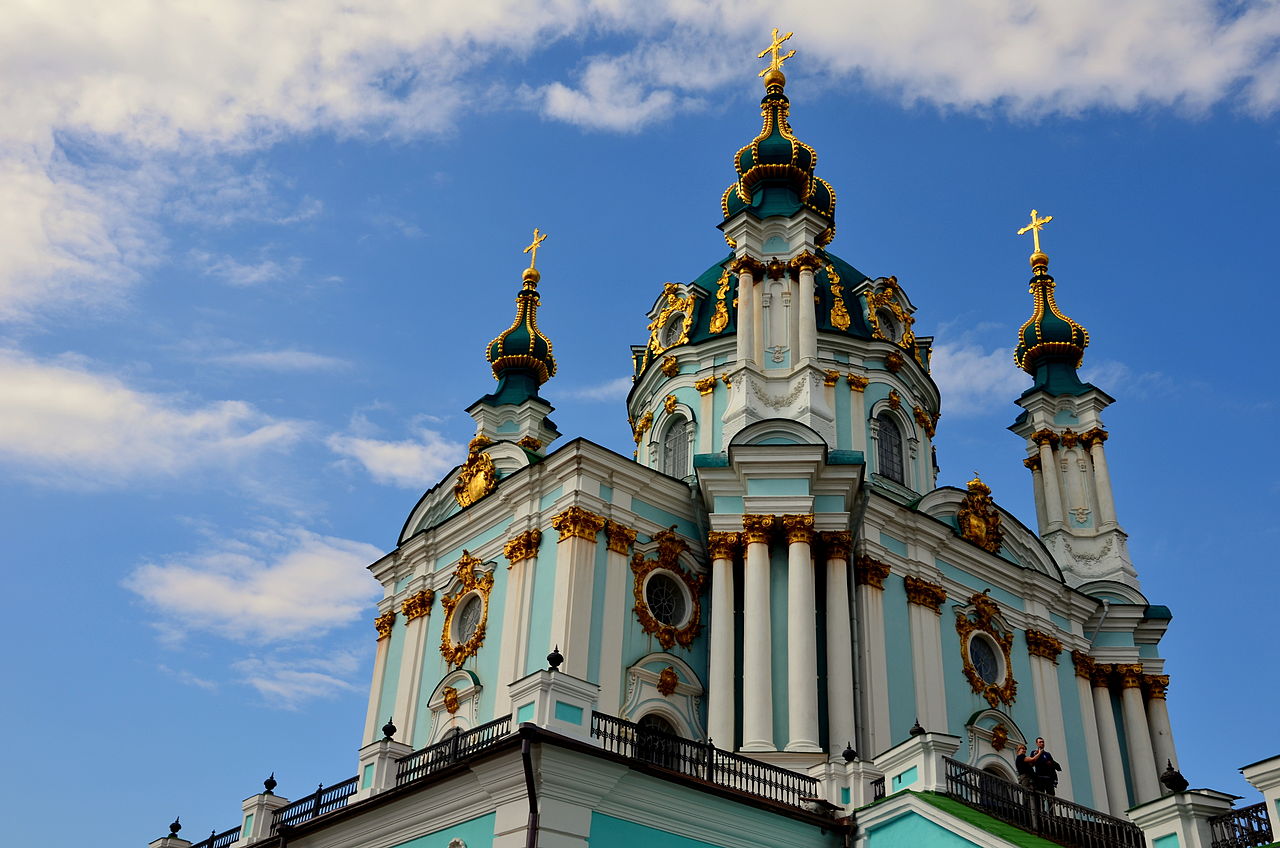 Андреевската църква в КиевОт векове украинците празнуват Коледа на 7