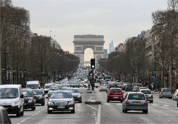 Париж, трафик, коли