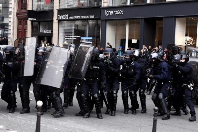 протести, Франция, Париж, жълти жилетки