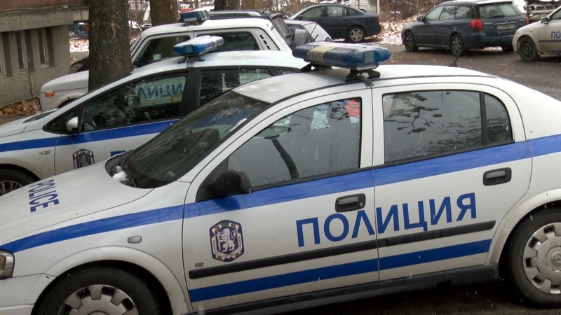 СподелиСлужители на полицейското управление в Горна Оряховица разследват случай на
