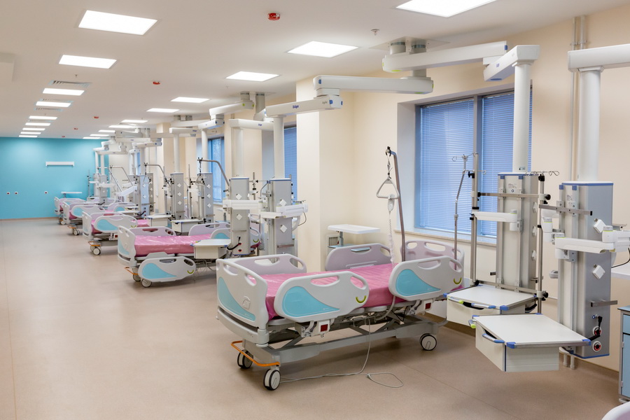 Болниците спират планови операции