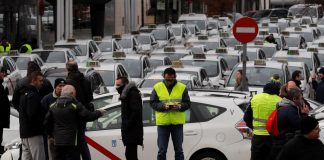 таксиметрови шофьори, такси, протест