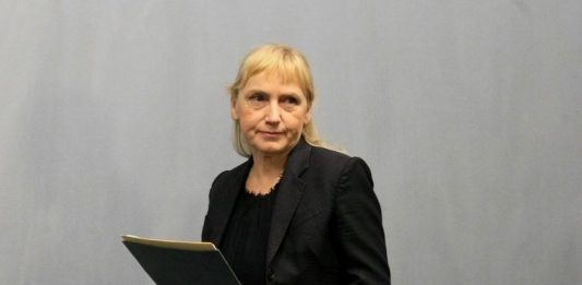 Елена Йончева