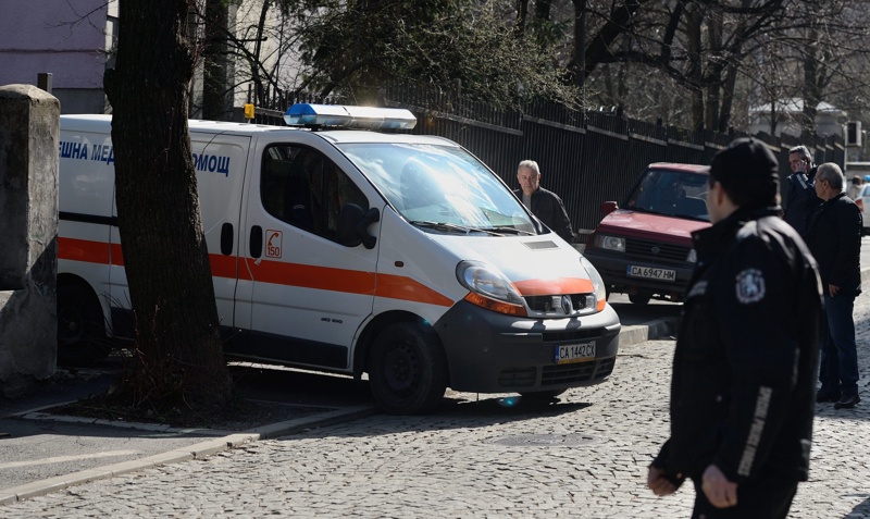 Снимка: Катастрофа във Велико Търново, мъж е пострадал