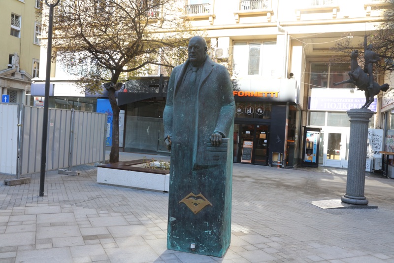 паметник, Борисов