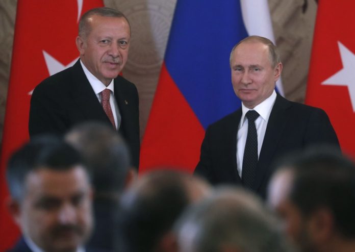 на снимката президентът на Турция Реджеп Ердоган и президентът на