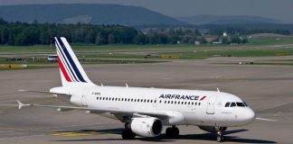 Самолет на „Ер Франс“ кацна аварийно