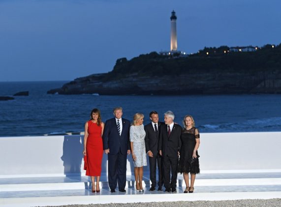 Среща на световните лидери от Г7 в снимки