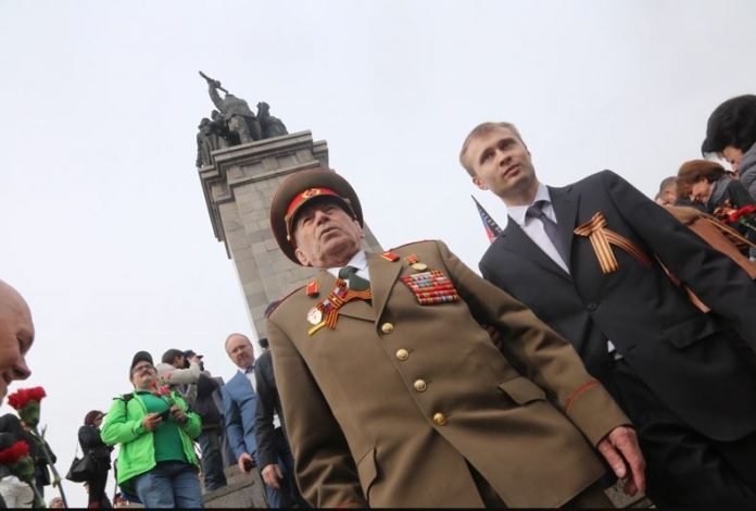 шествие Паметник съветска армия
