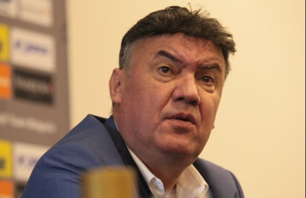 СподелиШефът на Българския футболен съюз Борислав Михайлов подаде оставка Това стана