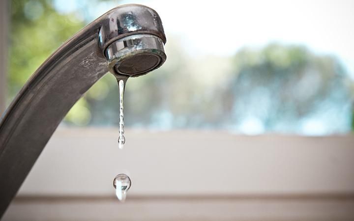 СподелиОграничава се използването на вода за питейни нужди и приготвяне