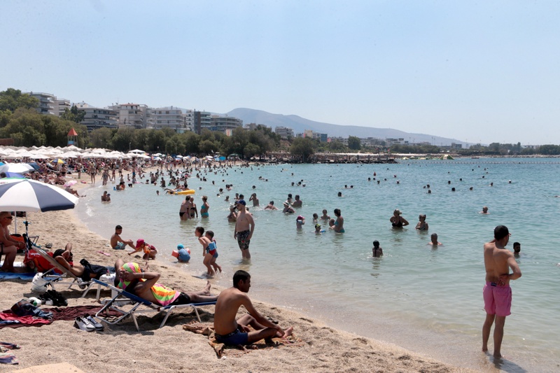 Очаква се втора гореща вълна да нахлуе в Гърция Ще