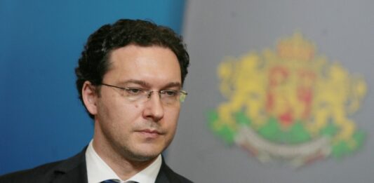 Даниел Митов