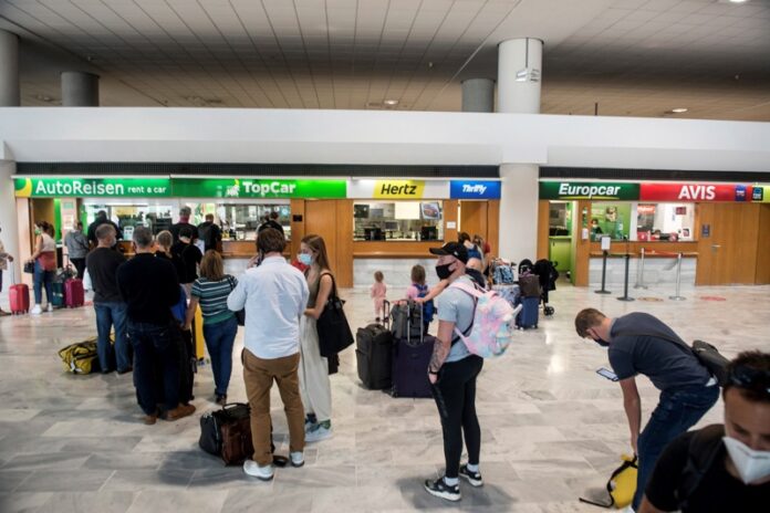 Испания летище коронавирус