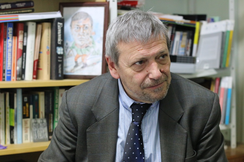 Красен Станчев е основател на Института за пазарна икономика Народен