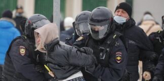 Русия протести полицията