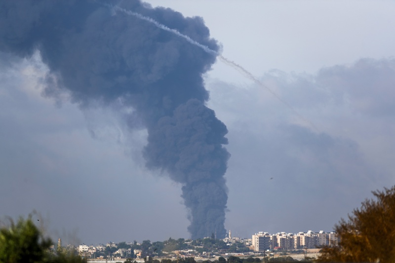 СподелиВоенното крило на Хамас съобщи че е убит най малкият заложник
