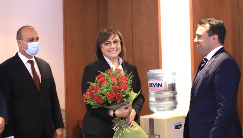 Председателя на Република Северна Македония Зоран Заев се срещна с председателя на БСП Корнелия Нинова в централата на партията на “Позитано” 20.