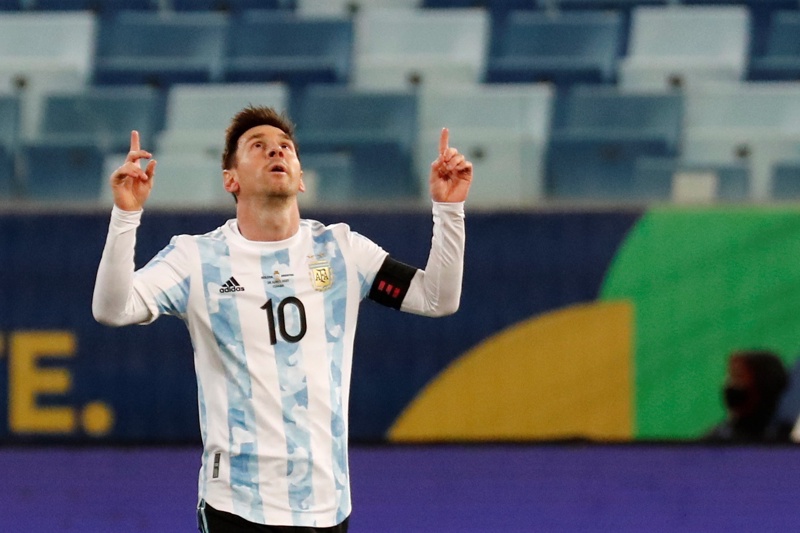 Аржентина победи Австралия с 2 1 в осминафинална среща от Световното