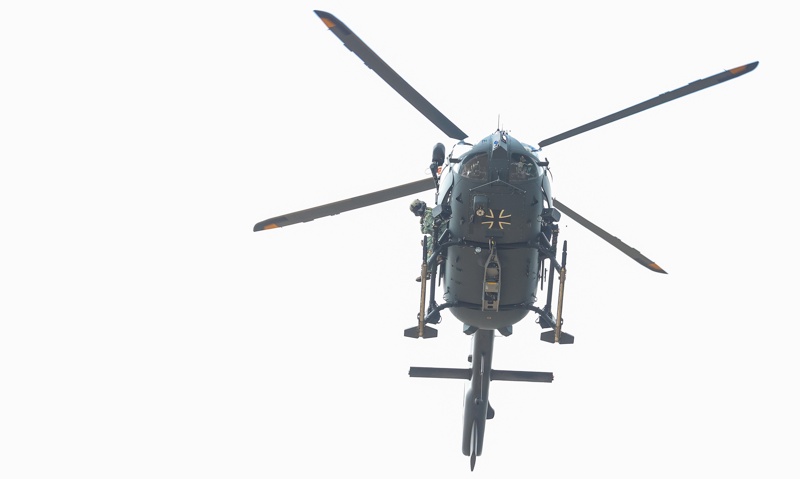 Хеликоптер е паднал край село Гърмен което се намира близо