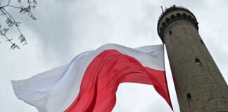 Полша знаме