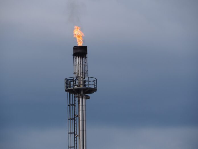 Днес Великобритания официално отмени мораториума върху фракинга за шистов газ
