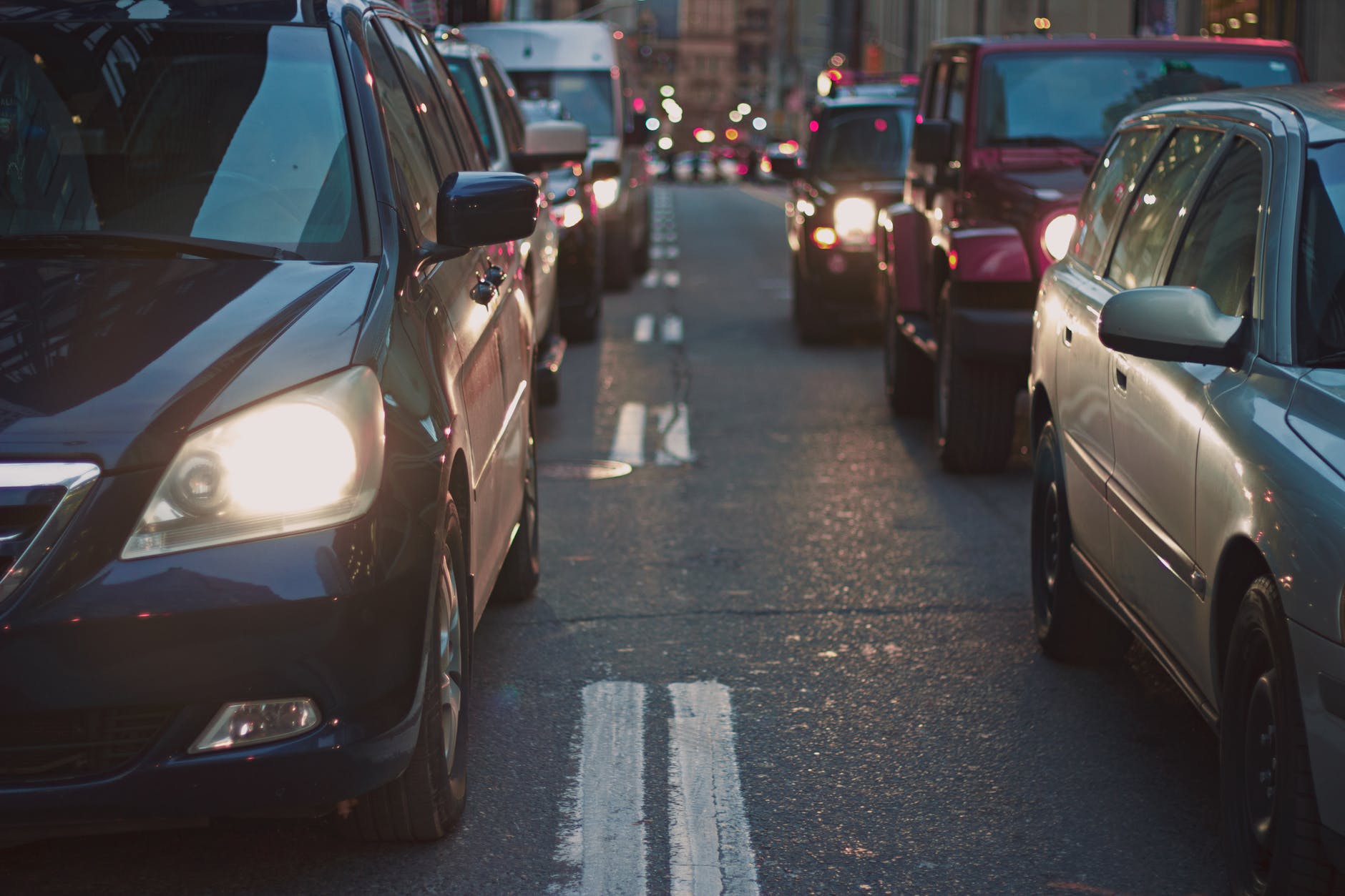Столична община ще забрани влизането в центъра на най-замърсяващите автомобили