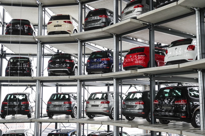 През изминалия месец в България са регистрирани 3803 нови коли