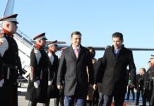 Министър-председателят Кирил Петков пристигна в Скопие