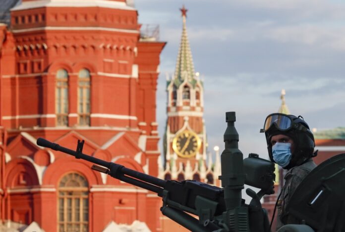 Русия продължава частичната мобилизация за втори пореден ден Властите настояват