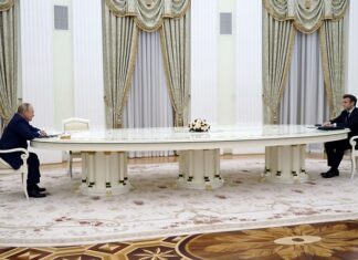 Путин и Макрон