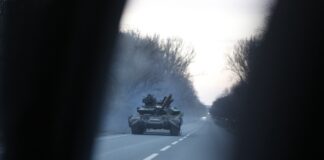 Украински танк близо до Харков