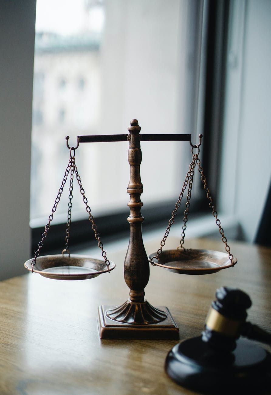 Истински прецедент в родното право – адвокат, назначен от бургаската